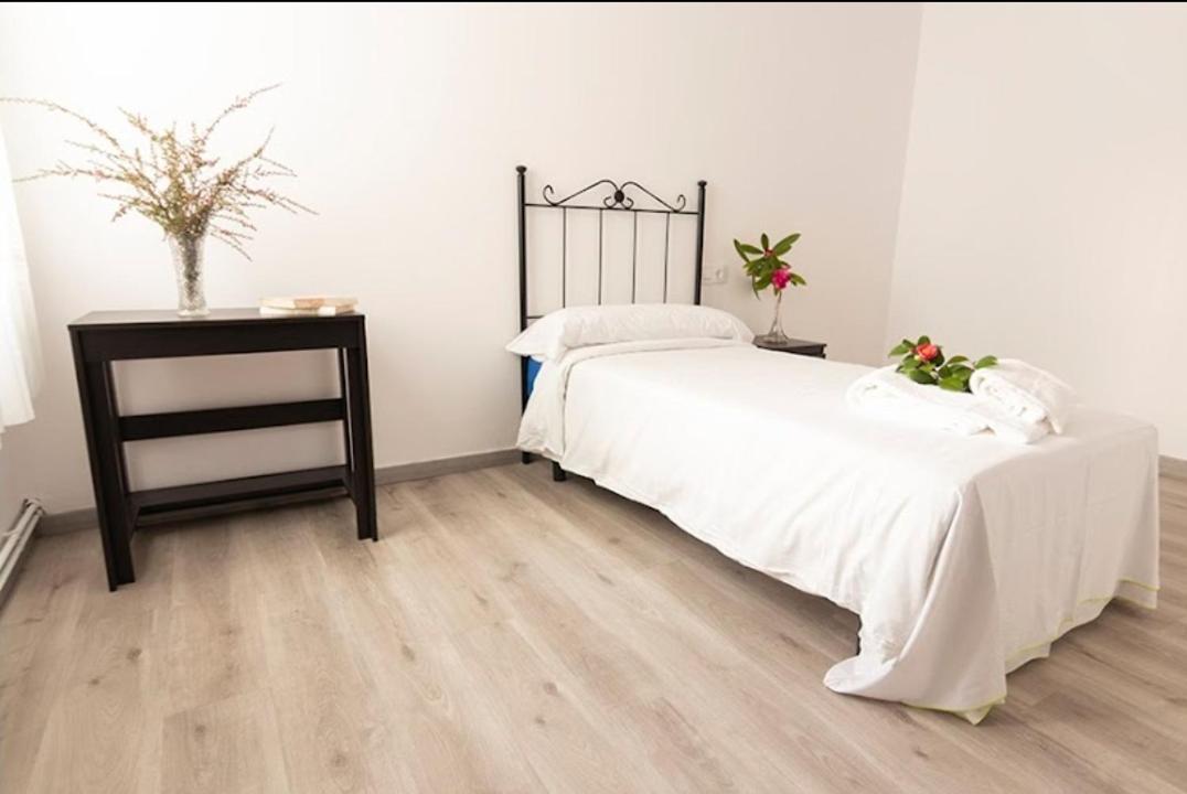 Hostal San Cristobal - Pontedeume Экстерьер фото