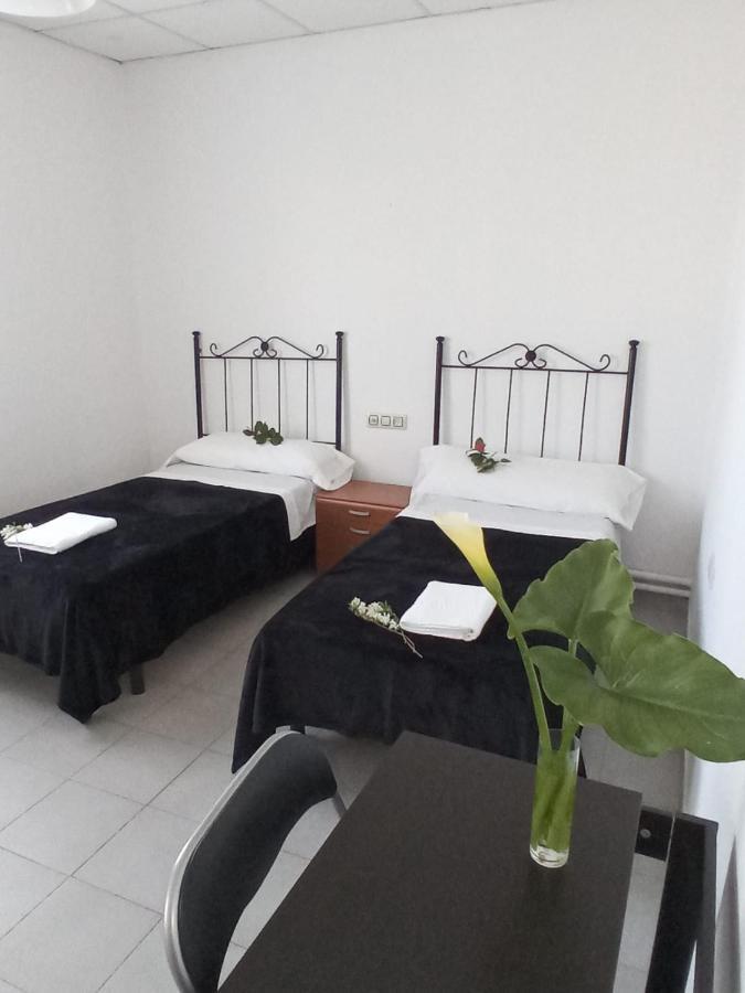 Hostal San Cristobal - Pontedeume Экстерьер фото