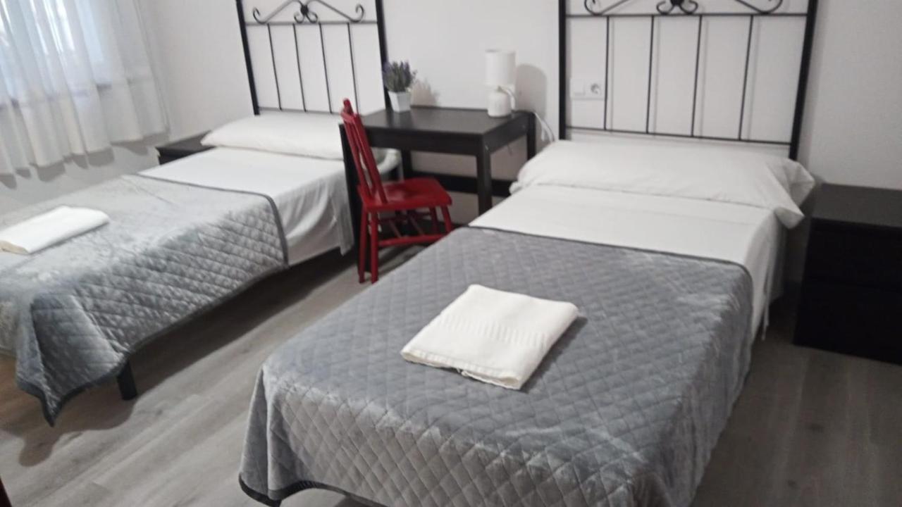 Hostal San Cristobal - Pontedeume Экстерьер фото